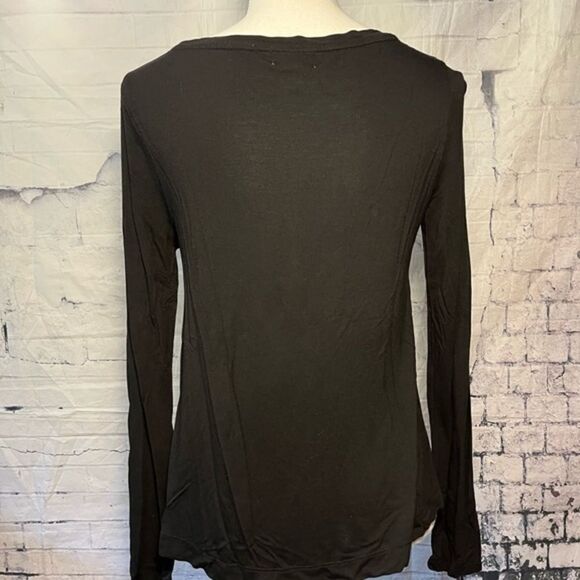 Old Navy top - Picture 4 of 4